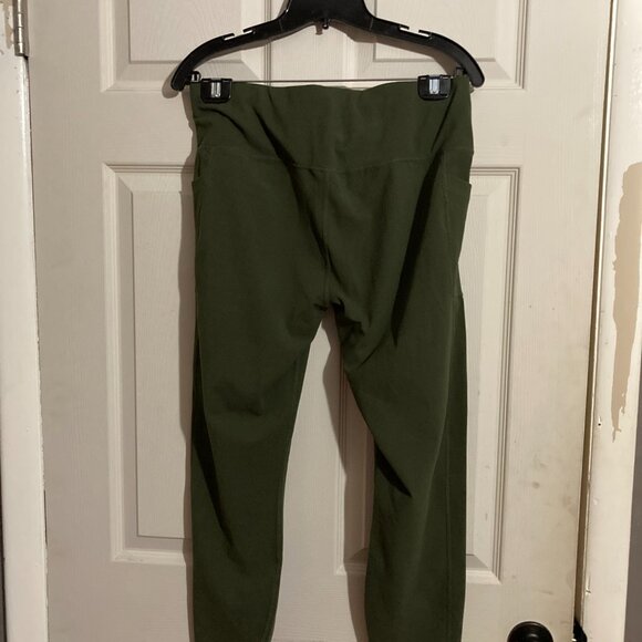 GREEN LEGGINGS - Picture 2 of 5